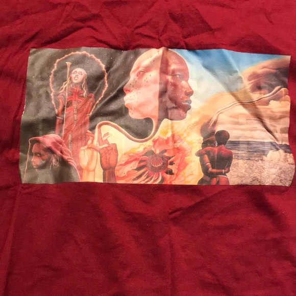 T-shirt - Picture 2 of 2